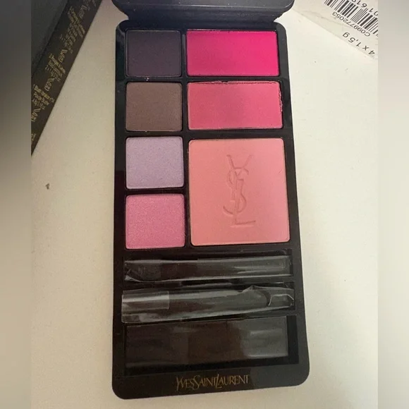 Yves Saint Laurent Makeup Palette - Picture 3 of 10